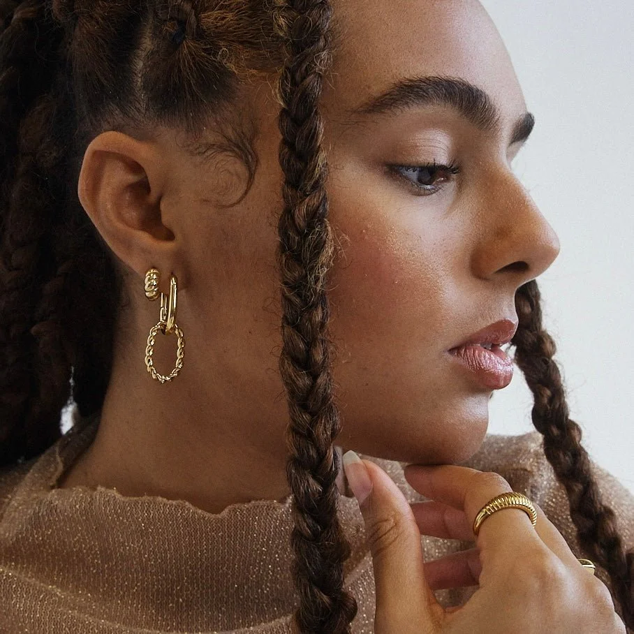 The Bodhi studs - Image 4