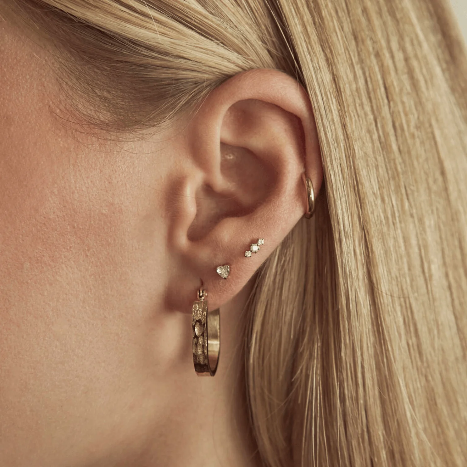 The Crystal Flat Back Stud - Titanium - Image 3
