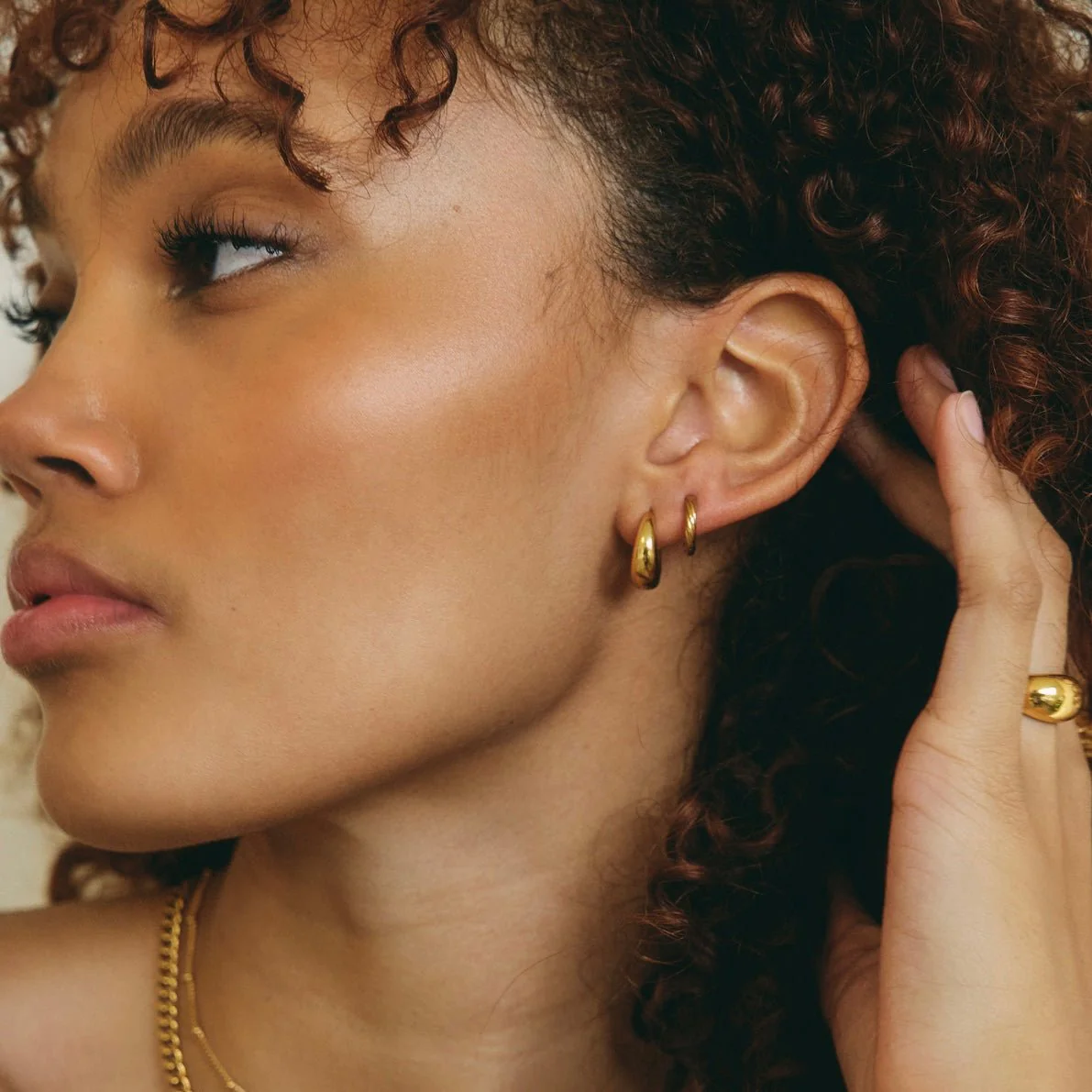 The Evie Essential Hoops - Image 3