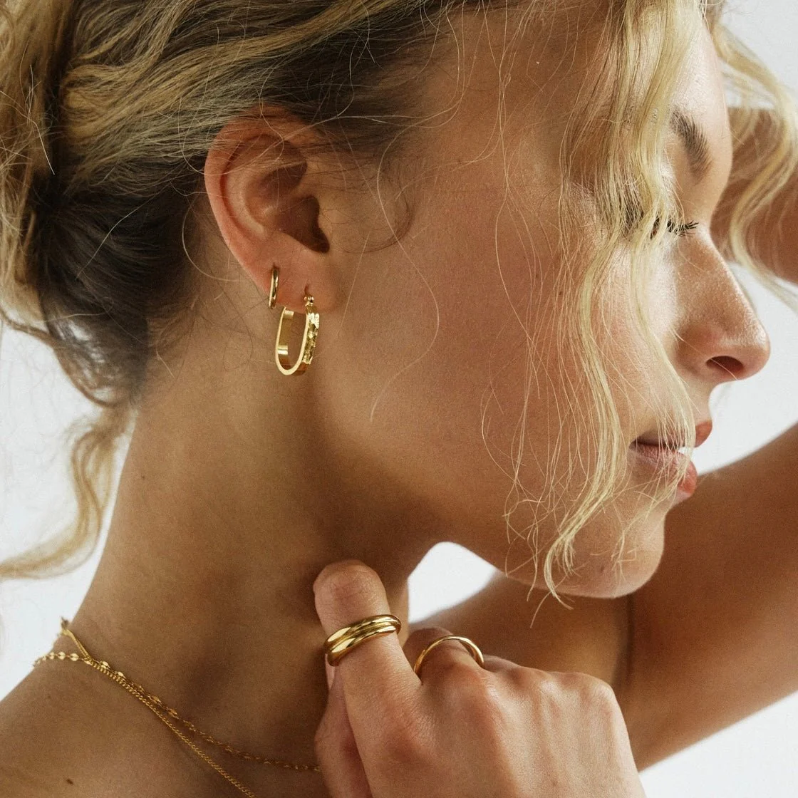The Hammered Hoop - Image 3