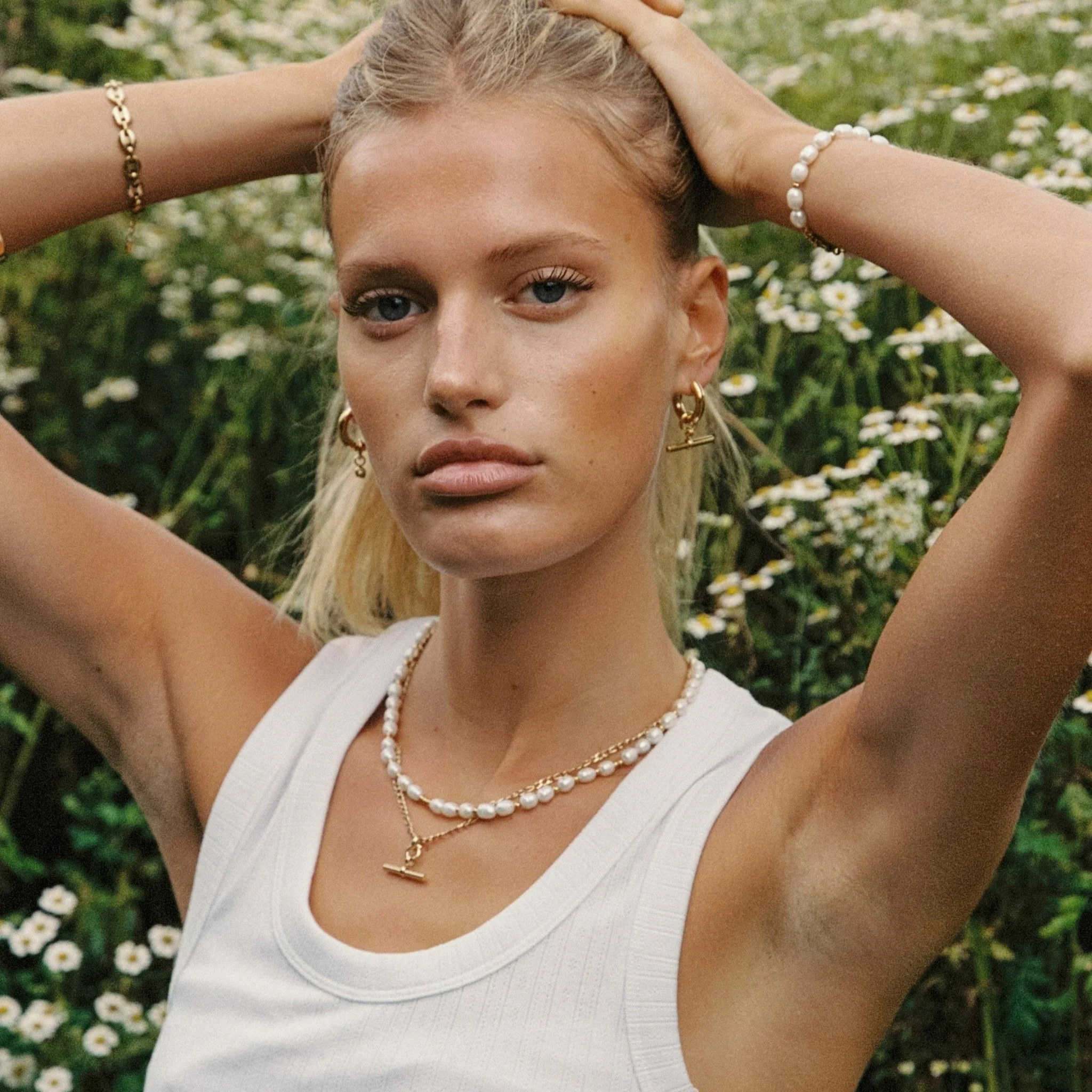 The Piha T-bar Hoops - Image 3