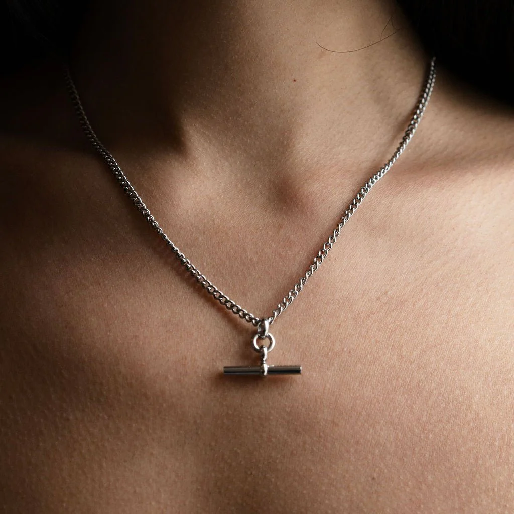 The Piha T-Bar Necklace - Skinny Curb - Image 3